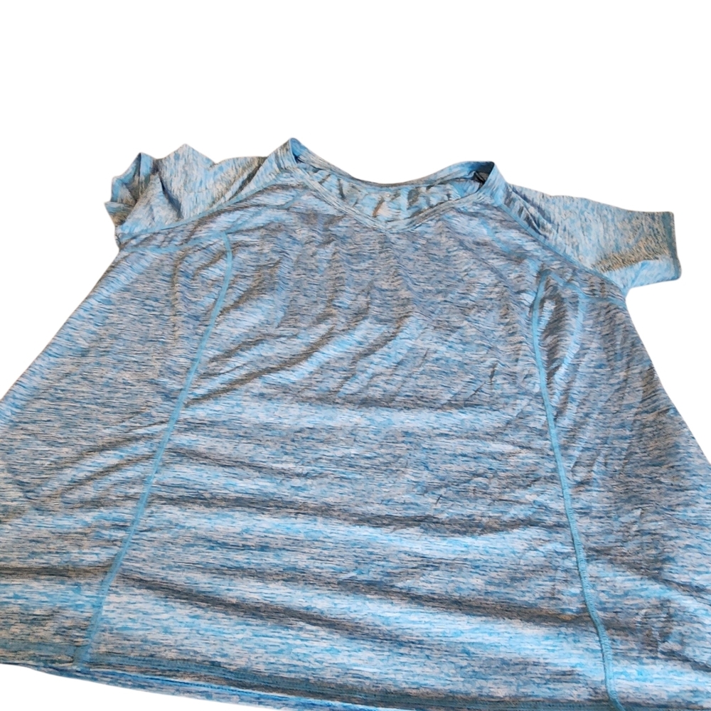 🛍 3 For $25 Sale 🛍 Plus Size Women's Blue T-Shirt - Picture 5 of 5